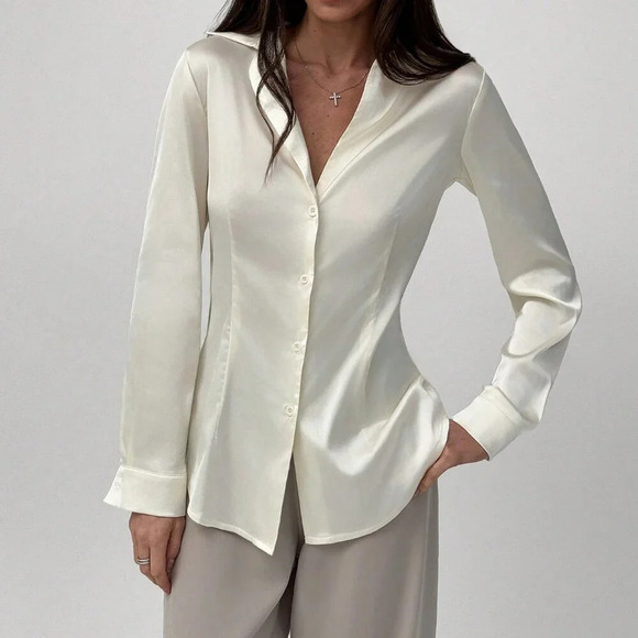 Apricot Casual Women's Waist Cinched Comfortable Satin Collared Cardigan - Picture 1 of 7